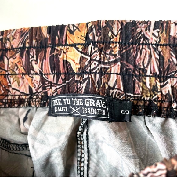 Camo Print Outdoor Shorts take to the grave - Picture 2 of 4